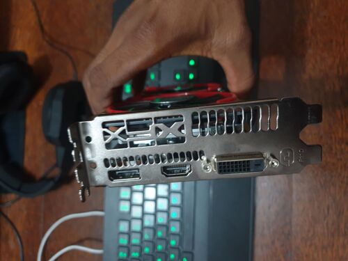 Graphics card intel 4Gb 