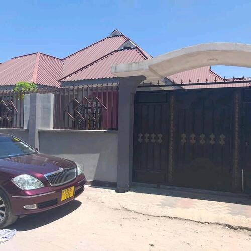 HOUSE FOR SALE /AT MWANANYAMALA