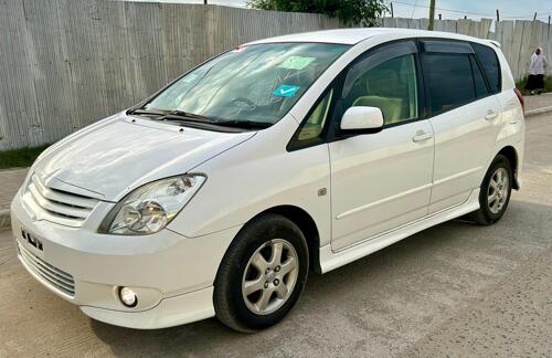 NAUZA TOYOTA SPACIO 