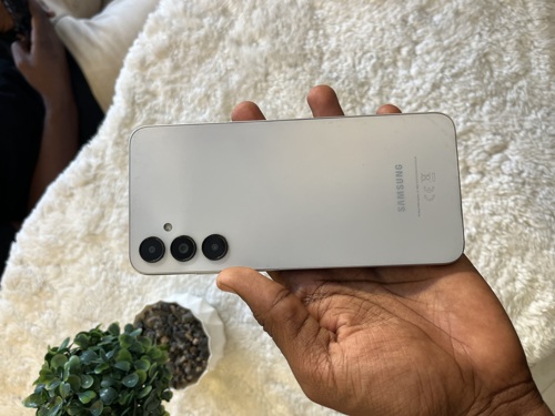 Samsung a05s