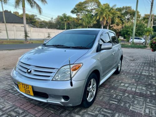 TOYOTA IST FOR SALE