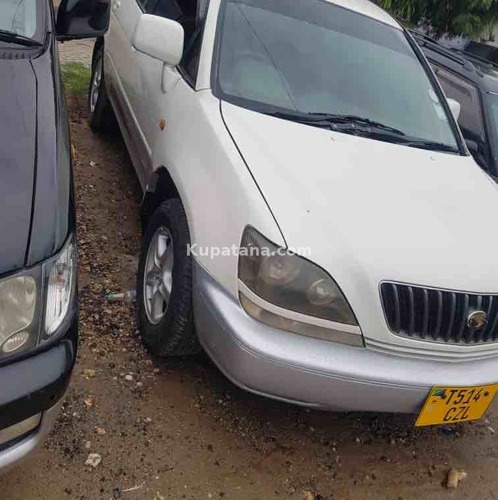 Toyota Harrier Old (Czl)