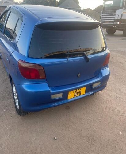 TOYOTA VITZ RS INAUZWA 3.5M