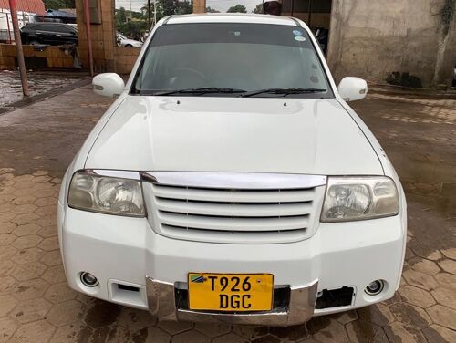 Suzuki escudo