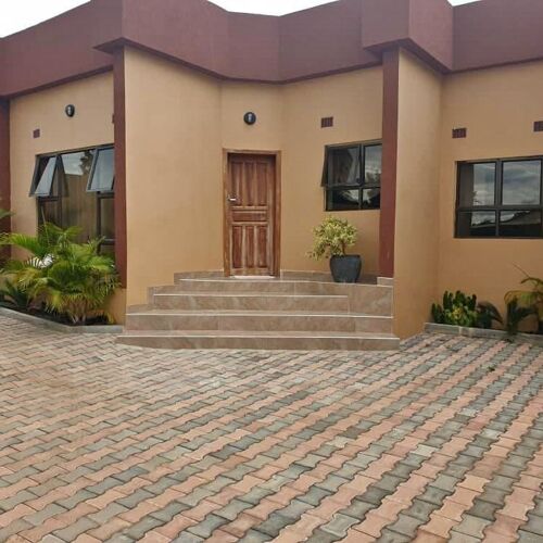 House for rent at mbezi Renbow
