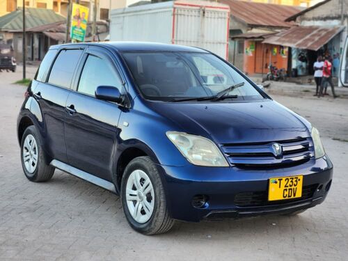 Toyota IST inauzwa million 8 