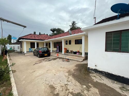 HOUSE FOR SALE MBEZI BEACH 