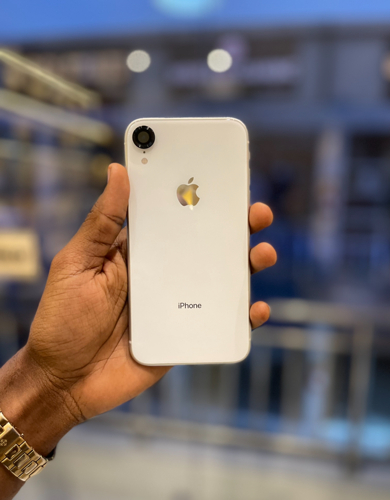 iPhone XR 