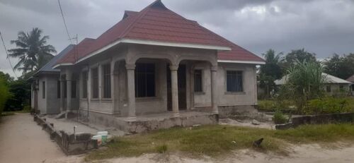 Nyumba inauzwa