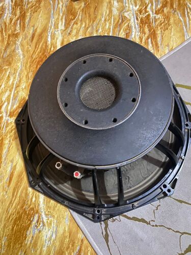 Opra bass