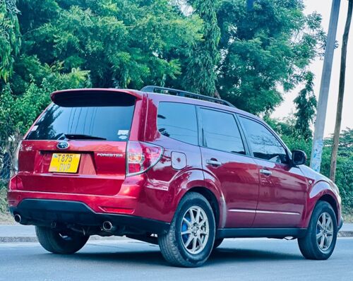 NAUZA SUBARU FORESTER NZURI 