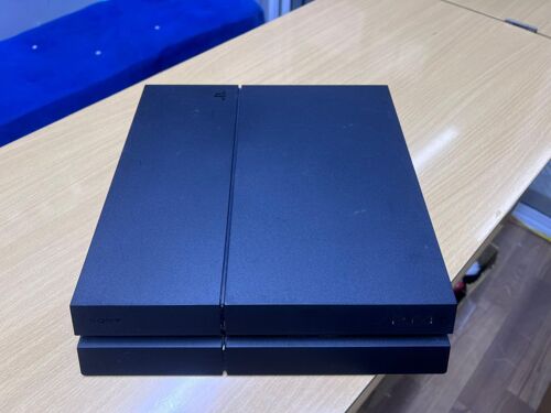 Sony playstation 4 slim