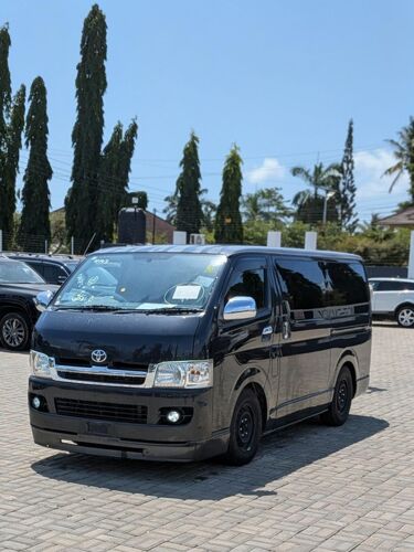 Toyota Hiace Van 