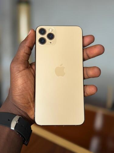 iPhone 11 Pro Max 