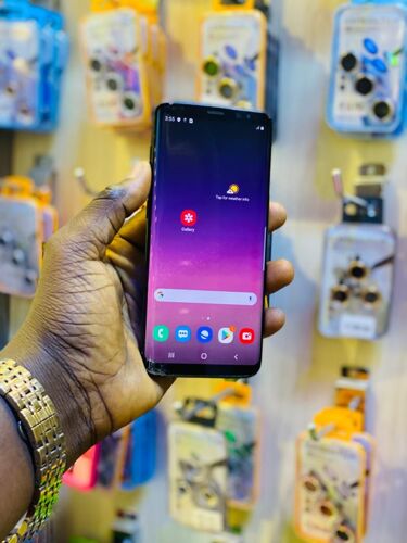 Samsung S8 GB 64 