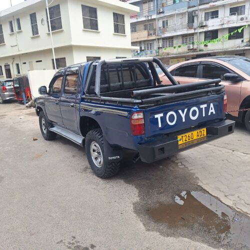 Hilux Double cabin pick up 3L 