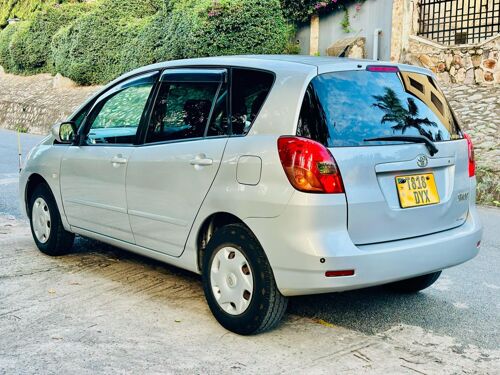 Toyota spacio INAUZWA MWANZA 