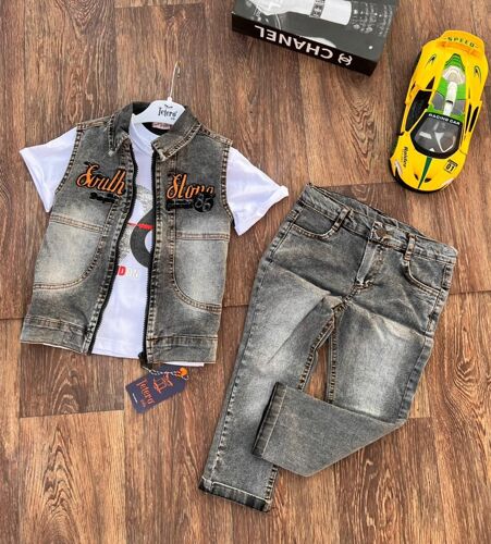 Jeans Vs T-shirt 