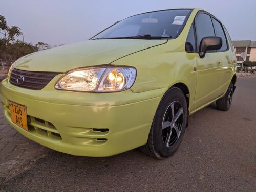 Toyota spacio 