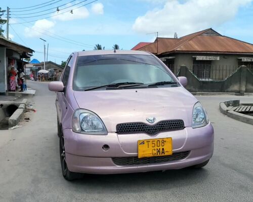 Toyota vitz 