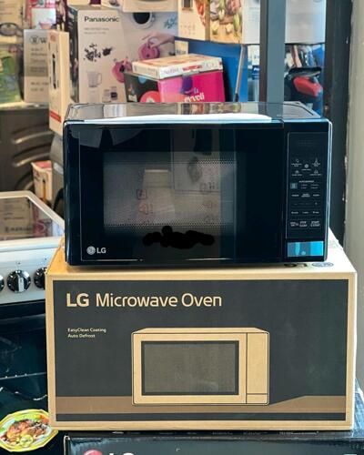 LG Smart Inverter NeoChef® Microwave Oven, 20L....350,000/=