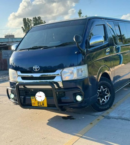 HIACE QUANTAM 38M