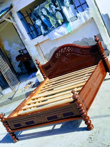 Kitanda mninga 5 Kwa 6 