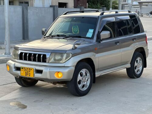 MISTUBISHI PAJERO MIN 