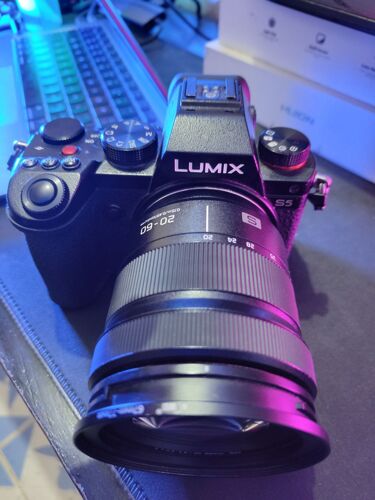 Camera Lumix s5, 20-60mm Lens